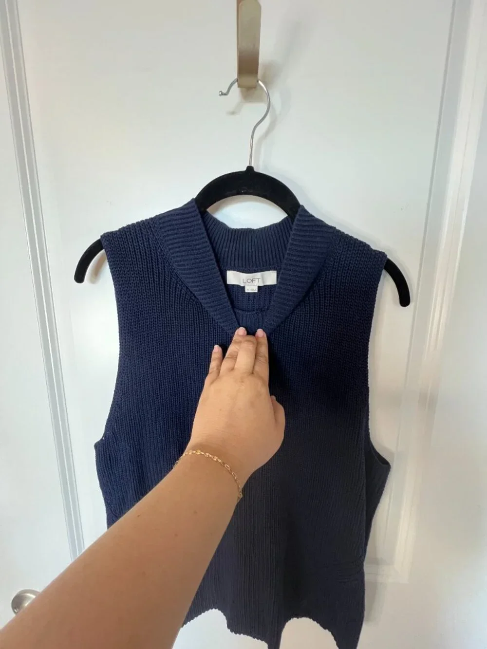 Loft Navy Sleeveless Sweater Vest XL - Picture 2 of 10